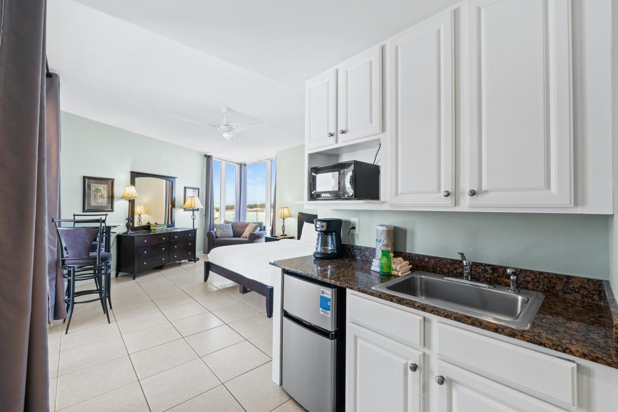 Splash Beach Resort By Panhandle Getaways Panama City Beach Room photo